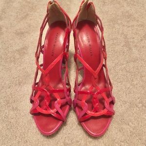 Karen Millen heel sandals red tones
